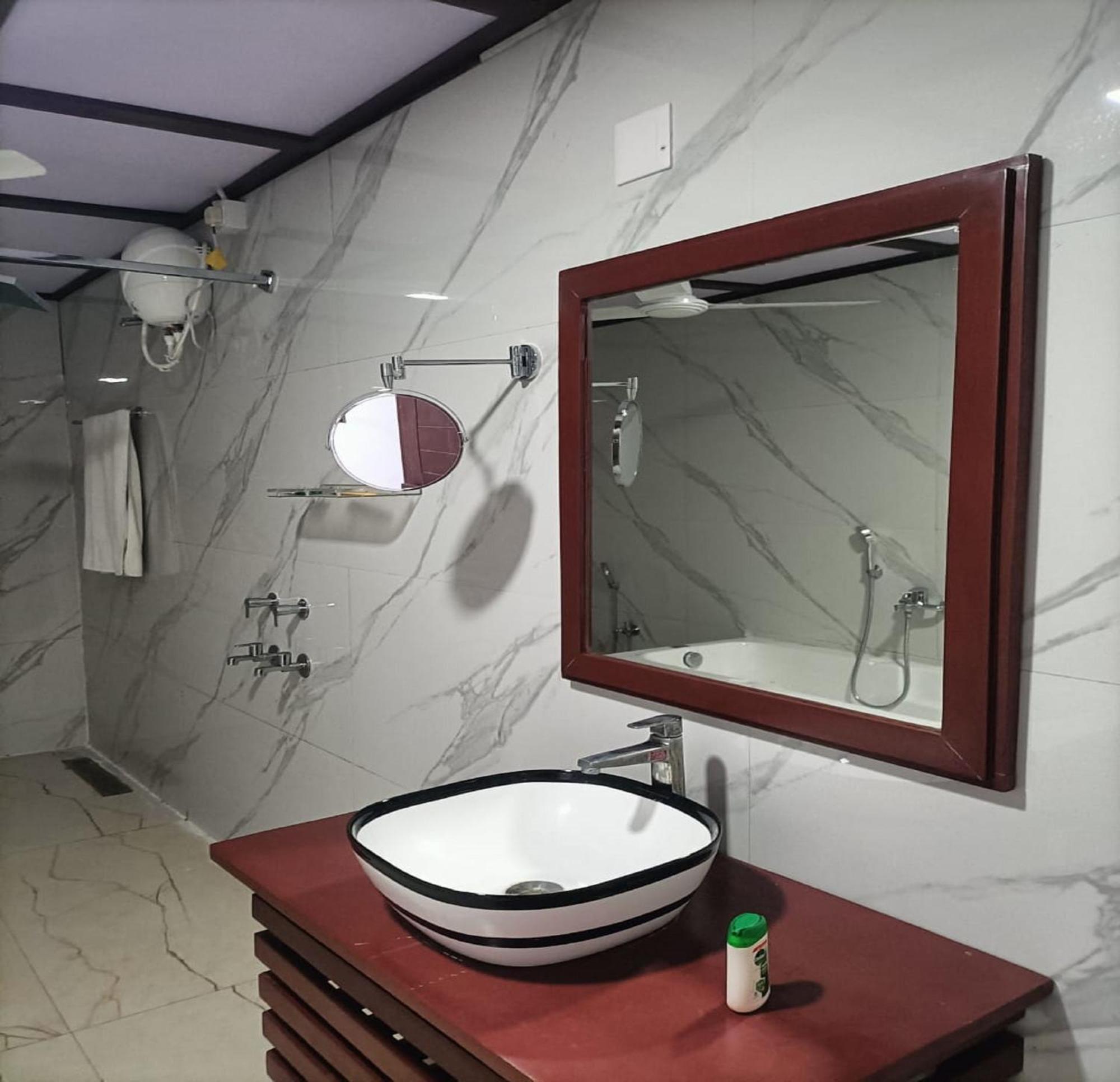 Green Point - Hotels And Resorts In Angul Exterior foto