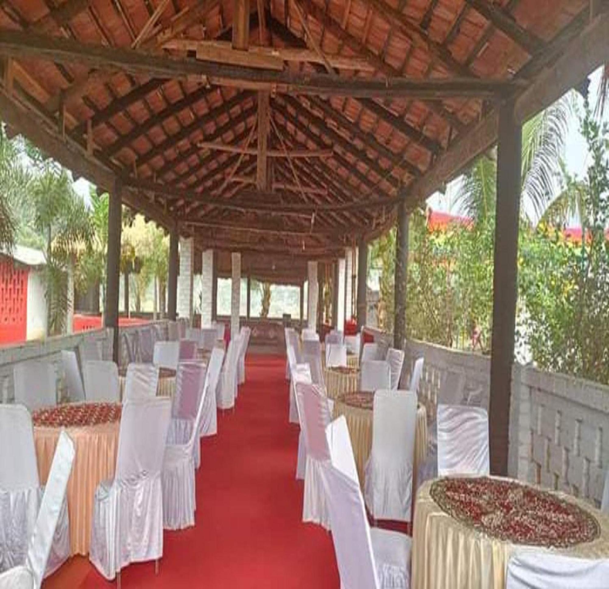 Green Point - Hotels And Resorts In Angul Exterior foto